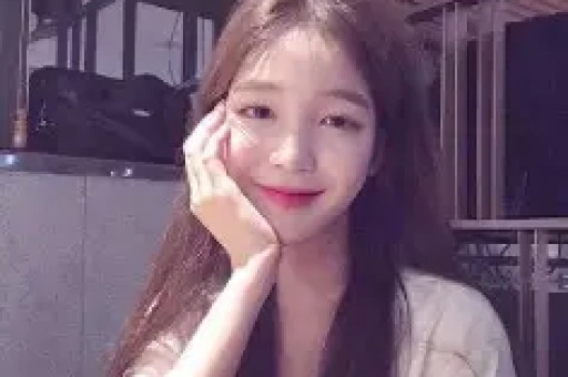 2024最新吃瓜爆料群美女瓜友与八卦乐趣齐聚一堂！